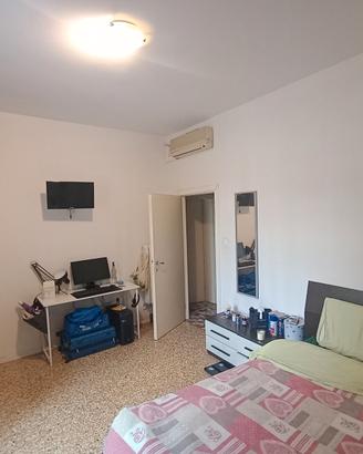 Stanza singola zona centrale