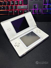 Nintendo DS Lite con gioco