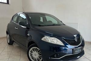 Lancia Ypsilon 1.2 69 CV 5 porte Silver