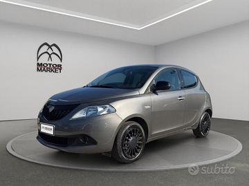 Lancia Ypsilon 1.0 hybrid Silver s&s 70cv