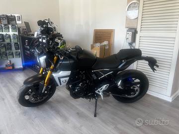 SUZUKI GSX-8T 2026 - DEMO 1.800 KM - GARANZIA SUZU