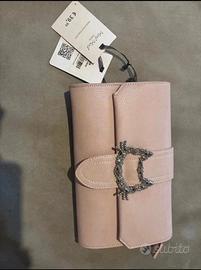 Pochette rosa nuova