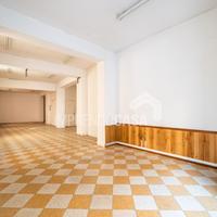 Locale 124 mq in Via Houel, zona Dante/Tribunale