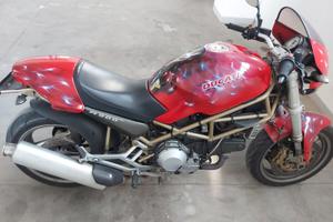 Ducati Monster 900