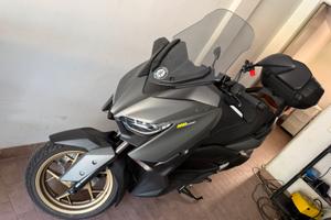 Xmax300 impeccabile