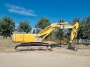 escavatore-new-holland-kobelco-e-215b-da-220-qli