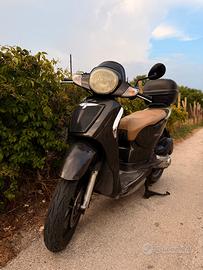 Aprilia Scarabeo 125