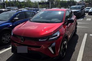 Renault Captur hybrid allestimento Tech 2024