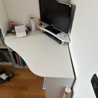 Scrivania ad angolo