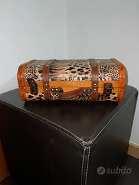 Baule in legno piccolo