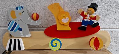 appendiabiti, metro e cassapanca Sevi Cirque