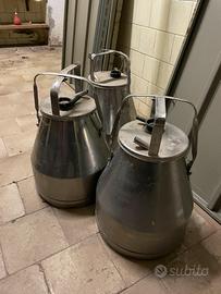 Secchi latte per mungitura