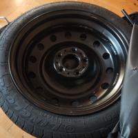 ruota di scorta T125/80R17 99M + Cric a manovella