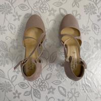 Décolleté Con Tacco Alto e Cinturino - Usato Poco