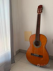 Chitarra acustica