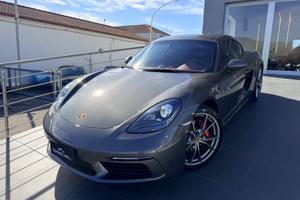 Porsche 718 Spyder Cayman 2.0 300cv uni pro ita