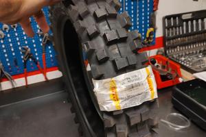 gomma pirelli cross 110/90 17
