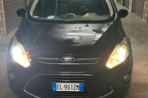 Ford cmax titanium