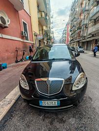 Lancia Ypsilon 1.3 mjt