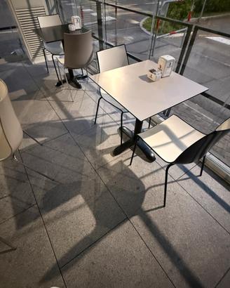 tavoli e sedie per ristoranti/bar