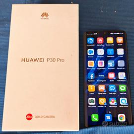 Huawei P30 Pro - Come NUOVO (Batteria 90%) + Acces