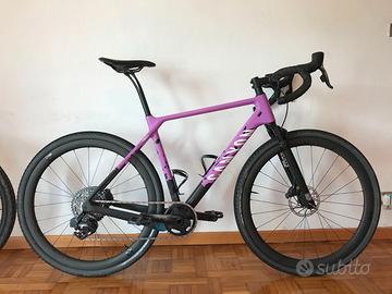 Canyon Grizl CF SLX8 e tap susp. 2022 mis.M