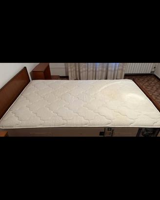 Materasso due lati