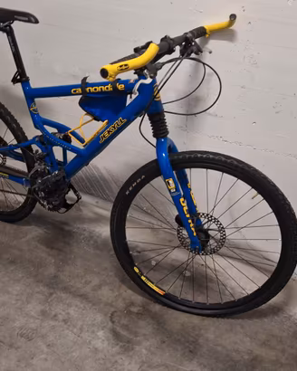 MTB Cannondale Jekill 