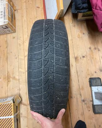 Gomme invernali con cerchi