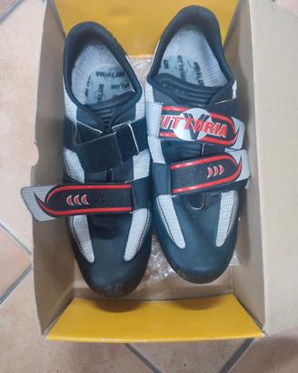 scarpe da ciclista