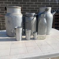 Oggetti antichi per il latte rari e da collezione