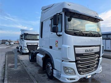 TRATTORE STRADALE DAF XF 460