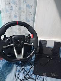 Volante +pedali per Play Station 5