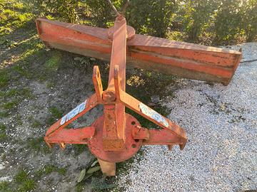 PALETTA PER TRATTORE