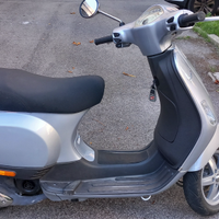 Vespa 50 lx