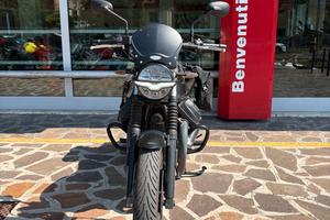 Moto Guzzi V7 Stone