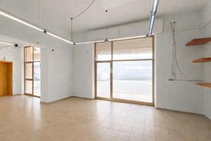 NEGOZIO A SANT'EGIDIO ALLA VIBRATA