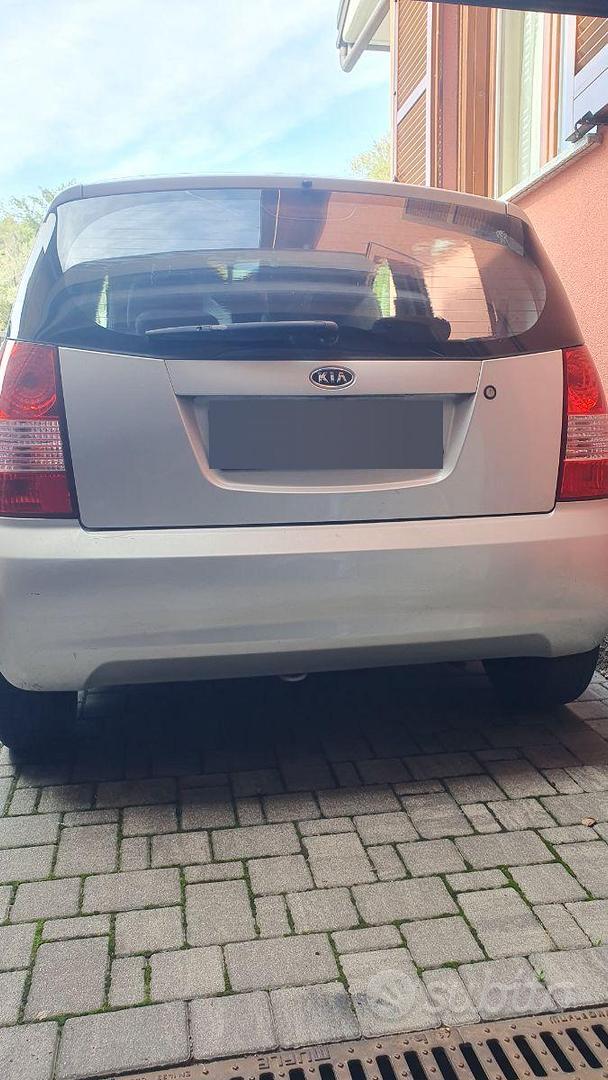Kia Picanto 2006 photo 2