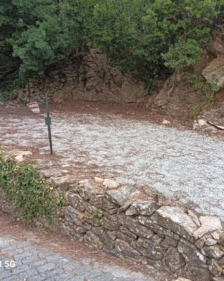 Posti auto a Cavo (LI)