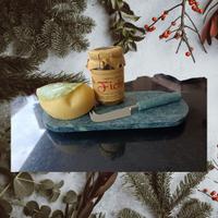 Tagliere artigianale in marmo verde con coltello –