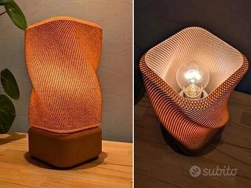 Lampada da Tavolo Design Twist Luce Calda Cozy