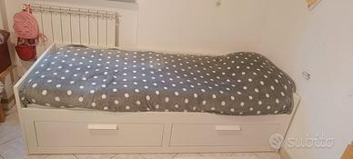  Modello Brimnes letto ikea