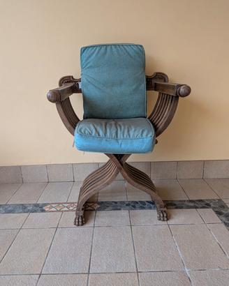 Poltrona intagliata stile impero in legno