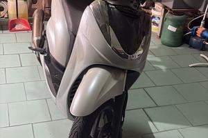 Honda Sh 300