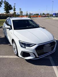 AUDI A3 - 40 TFSIE 1.4 204 CV - S LINE