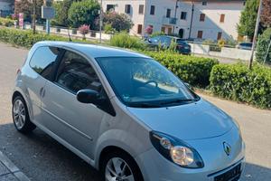 Renault Twingo 1.2 16V 55 KW 75 CV Dynamique PREZZ