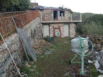 Casa autonoma con giardino