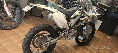 HM 75(top nero)