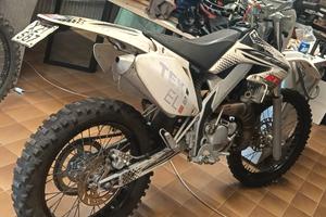HM 75(top nero)