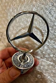 Stemma mirino fregio stella cofano anter. mercedes